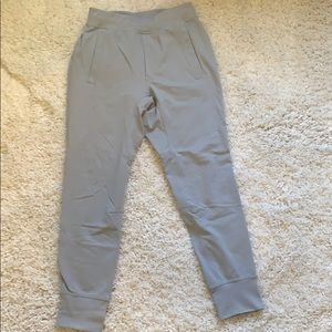 Men’s lululemon ABC Jogger - Light Gray - Size S